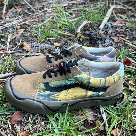 Vans Old Skool MoMA Salvador Dali sneaker Unisex (W7.5, M6) - Picture 2 of 6